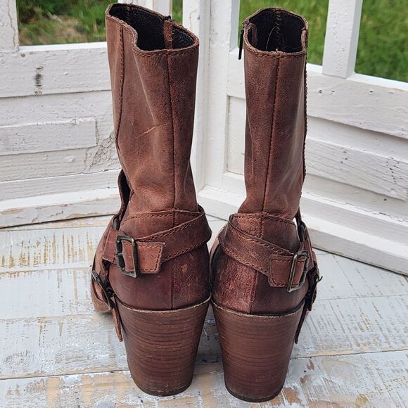 Y2K Vintage Steve Madden Boots Women's 10 Brown Distressed Leather Belted Biker - Picture 14 of 14